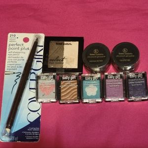 Makeup Bundle!!